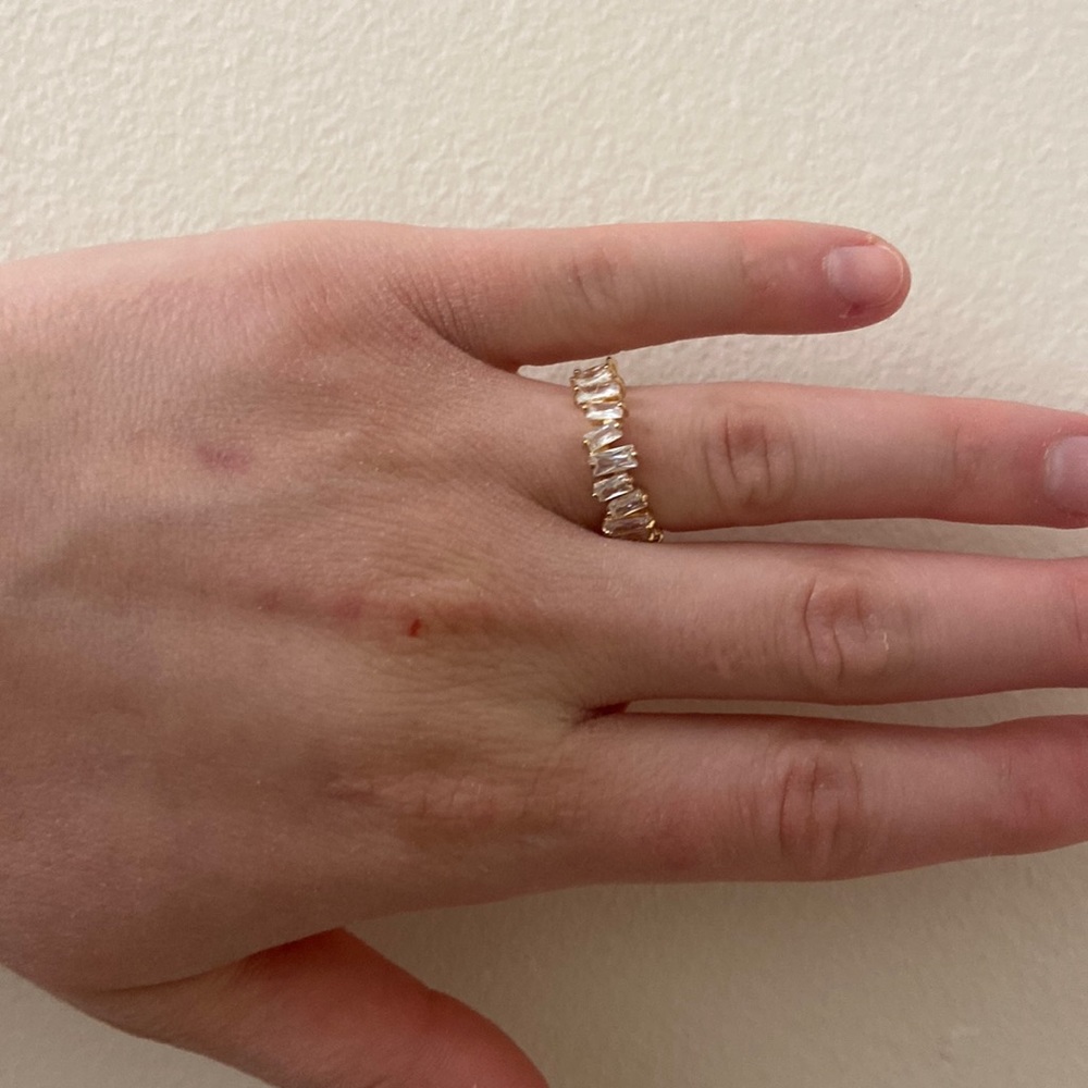 Adjustable ring